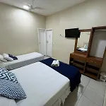 Vila Praiana Hostel&Suítes